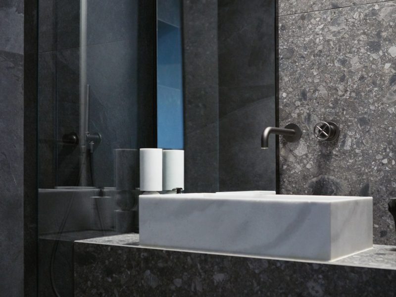 318UpperSt ER 09 LoRes